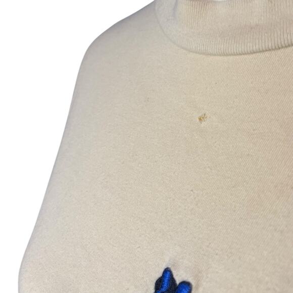 Vintage Mickey Minnie Mouse Embroidered Disney Store Shirt US Adult Medium Rare - Picture 3 of 9